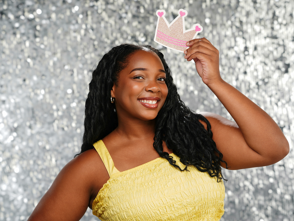 Indya King headshot